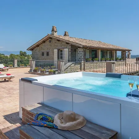 Villa Tenuta Bellafonte 14, Emma Bevagna