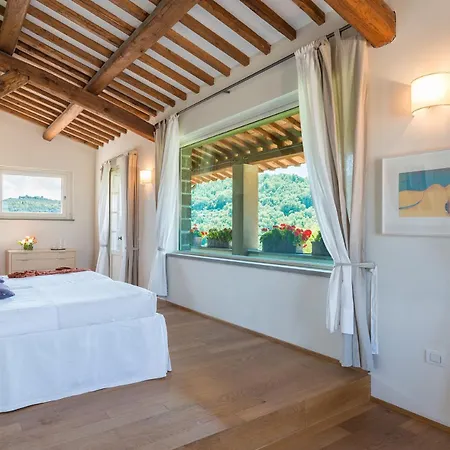 Villa Tenuta Bellafonte 14, Emma *