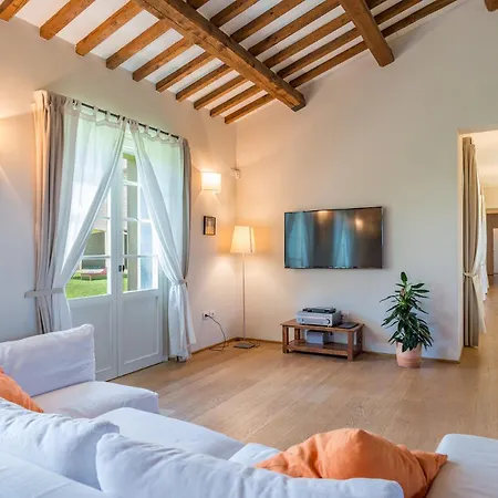 Tenuta Bellafonte 14, Emma Villa *