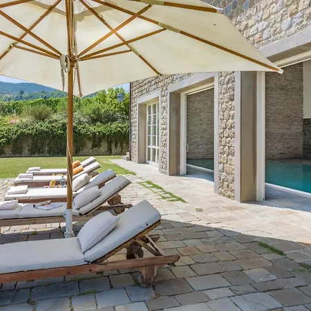 Villa Tenuta Bellafonte 14, Emma